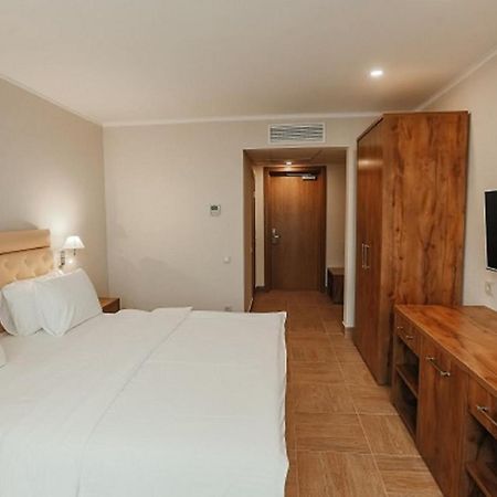 Amza Park Hotel Gagra Dış mekan fotoğraf