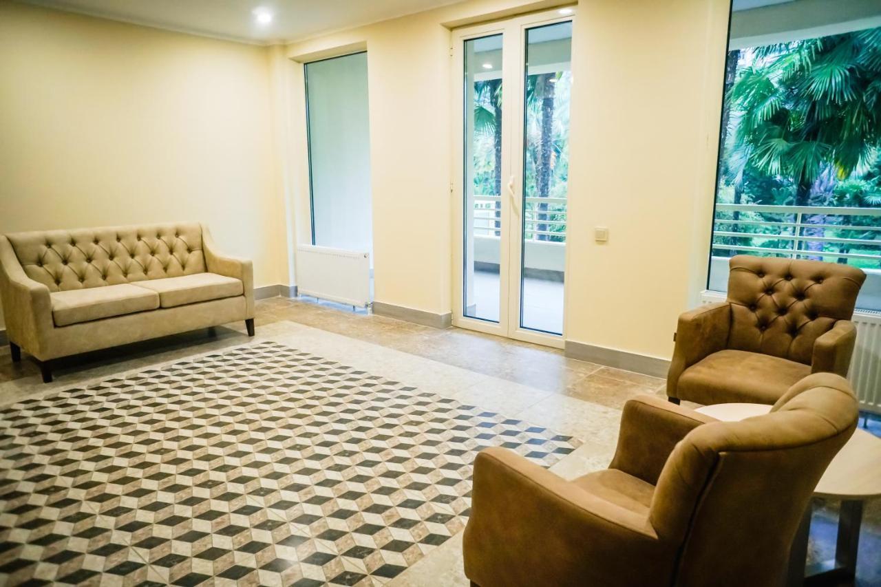 Amza Park Hotel Gagra Dış mekan fotoğraf