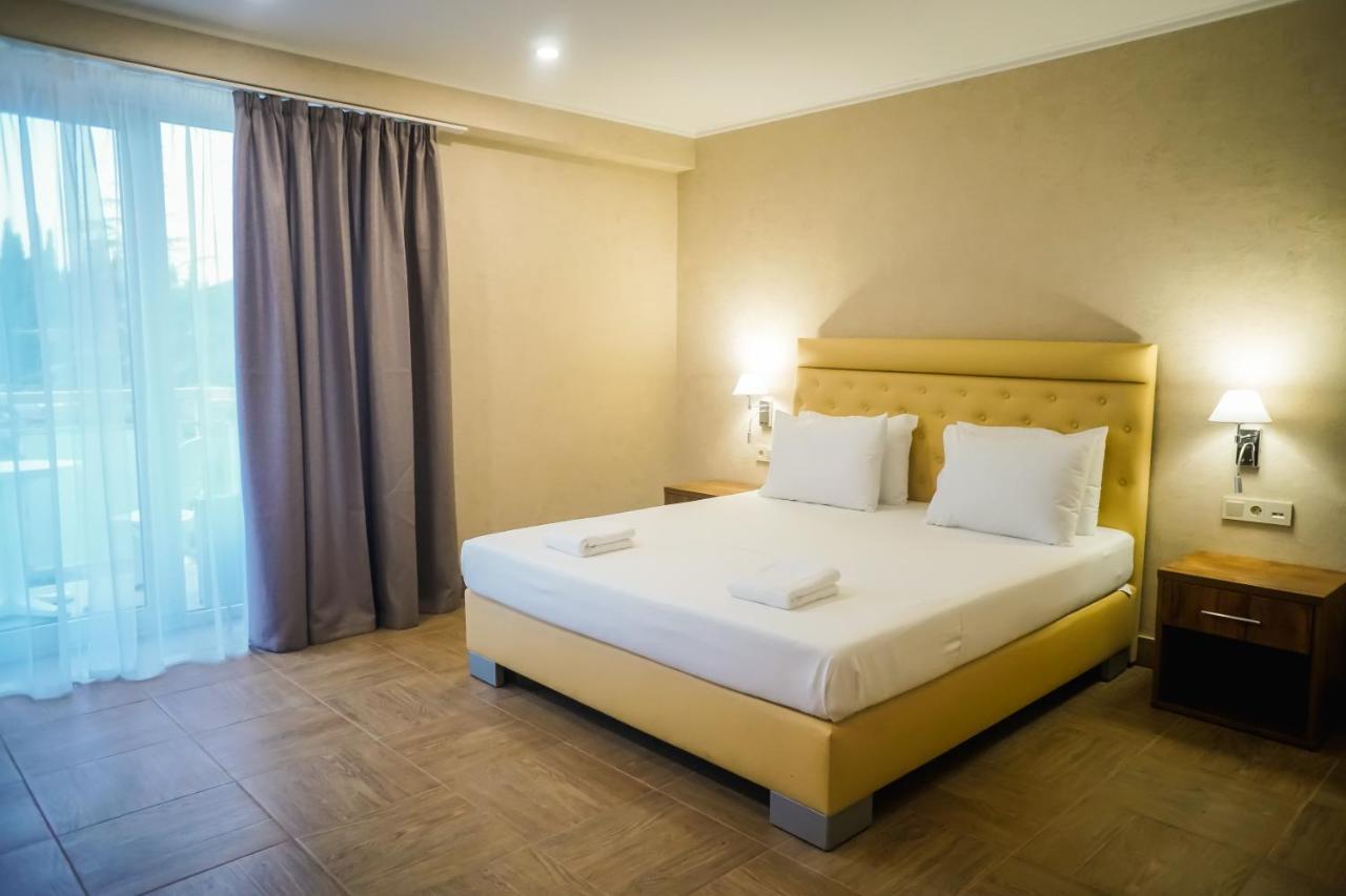 Amza Park Hotel Gagra Dış mekan fotoğraf