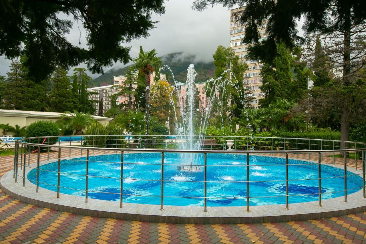 Amza Park Hotel Gagra Dış mekan fotoğraf