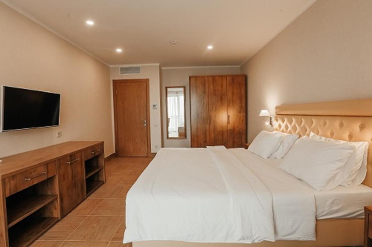 Amza Park Hotel Gagra Dış mekan fotoğraf