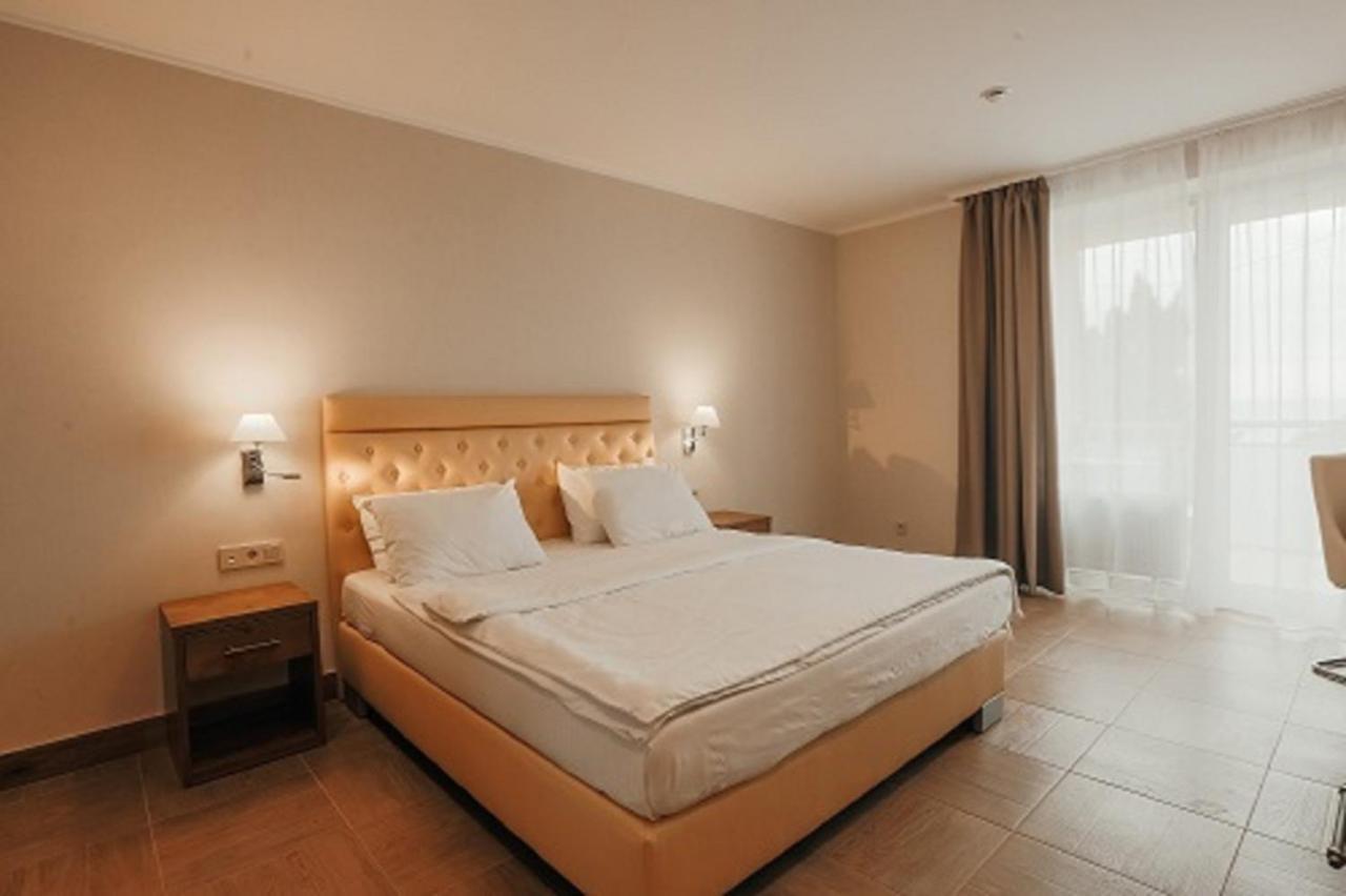 Amza Park Hotel Gagra Dış mekan fotoğraf