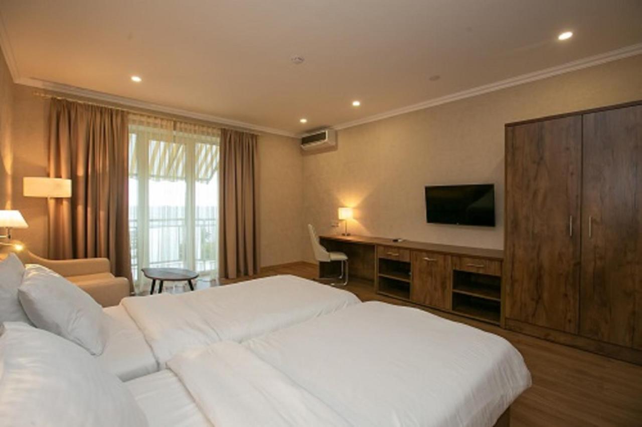 Amza Park Hotel Gagra Dış mekan fotoğraf
