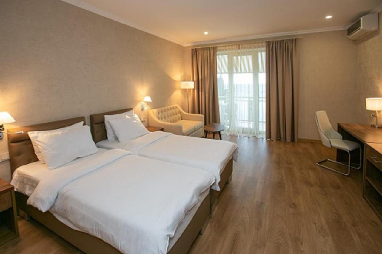 Amza Park Hotel Gagra Dış mekan fotoğraf