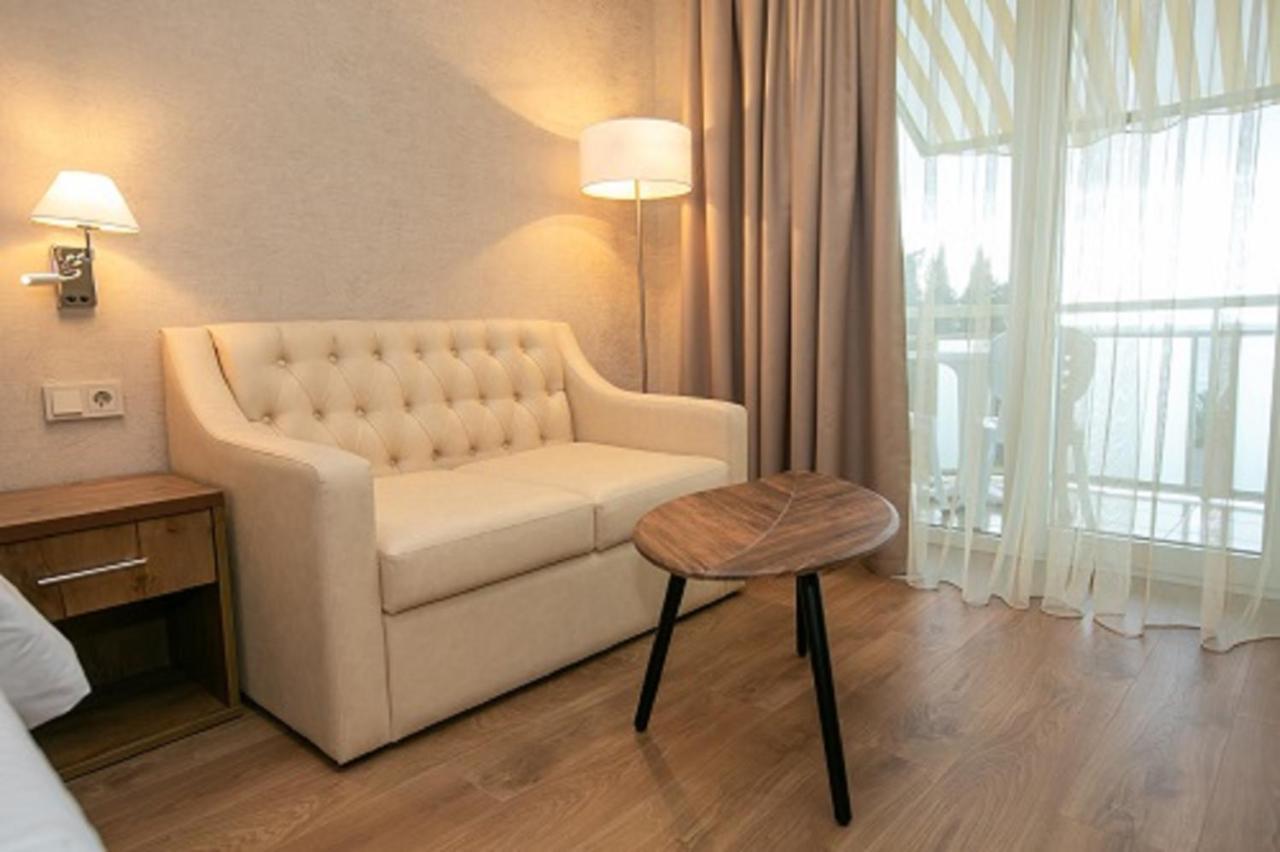 Amza Park Hotel Gagra Dış mekan fotoğraf