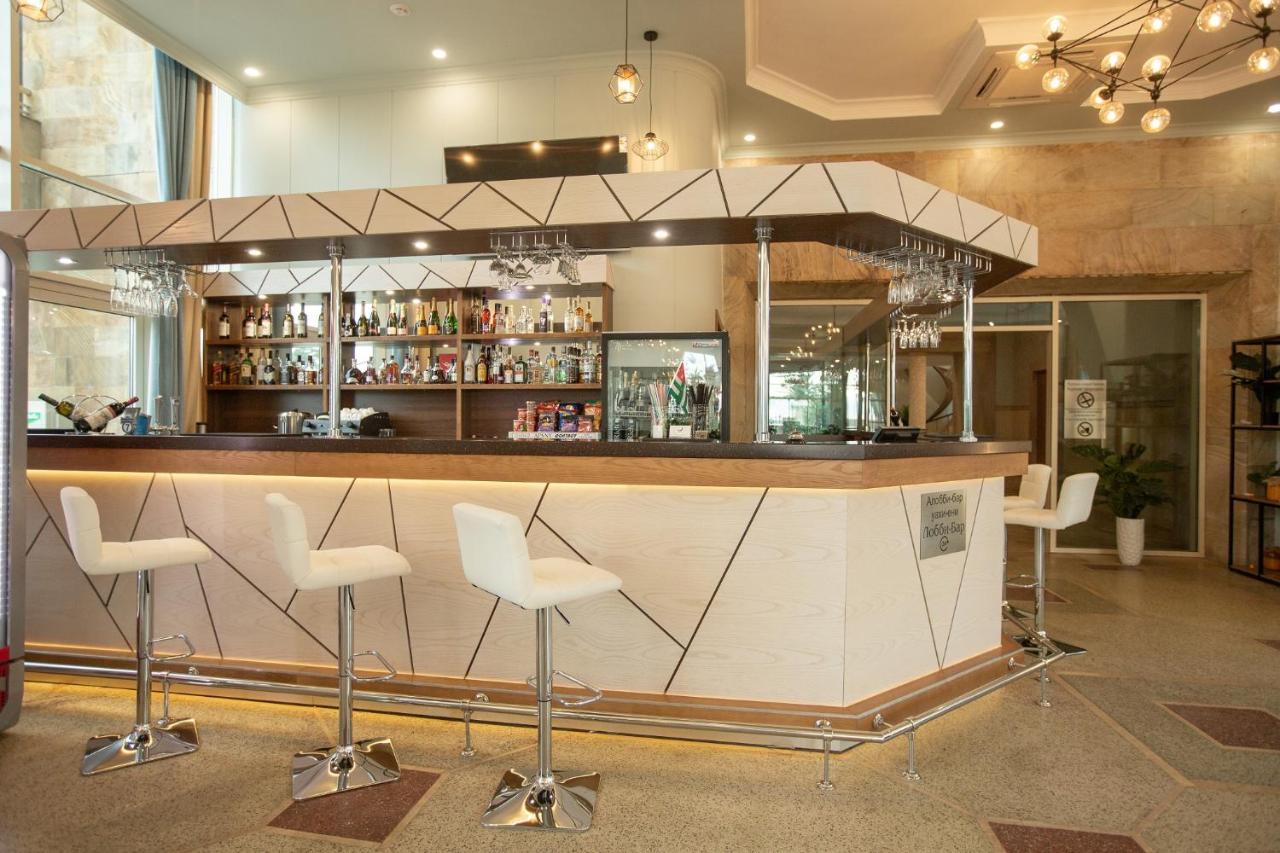 Amza Park Hotel Gagra Dış mekan fotoğraf