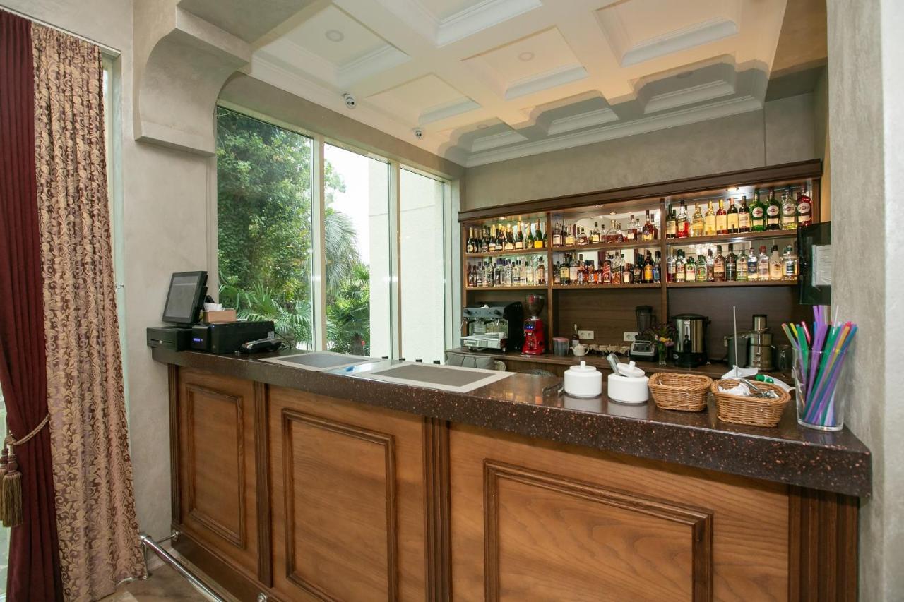 Amza Park Hotel Gagra Dış mekan fotoğraf